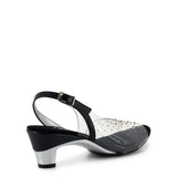 Suzanne / Black