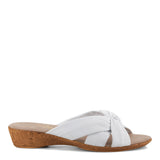Seashore / White